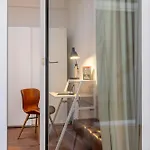 Zentral -balkon- Sauna - Flipper- Bahnhofsnaehe *