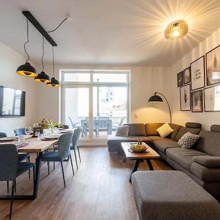 شقة Sevenhills - Mit Privater Sauna, Balkon Und 3 Kingsize-zimmern, Bahnhofsnah