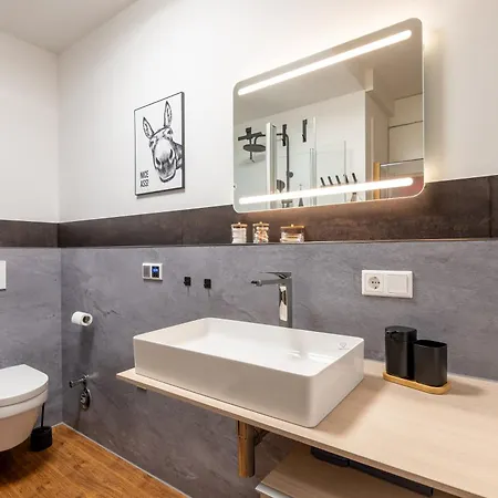 Sevenhills - Mit Privater Sauna, Balkon Und 3 Kingsize-zimmern, Bahnhofsnah * بامبرج